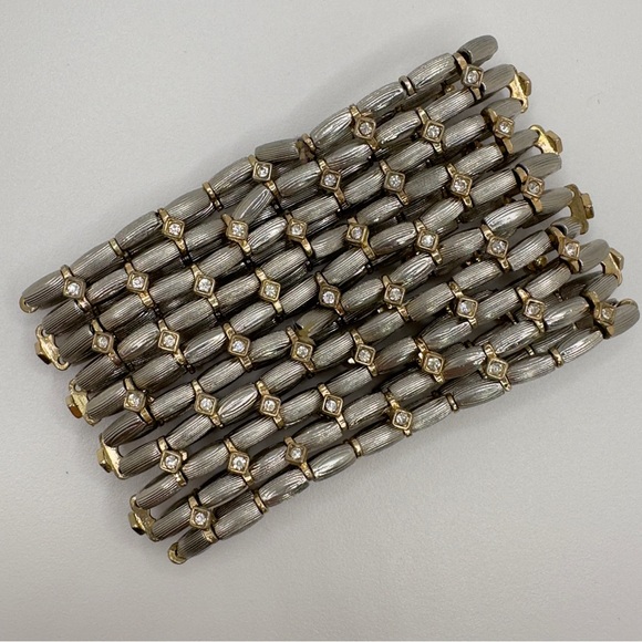 Statement Vintage Bracelet gold /silver accented with faux diamonds. A must have - Picture 4 of 5